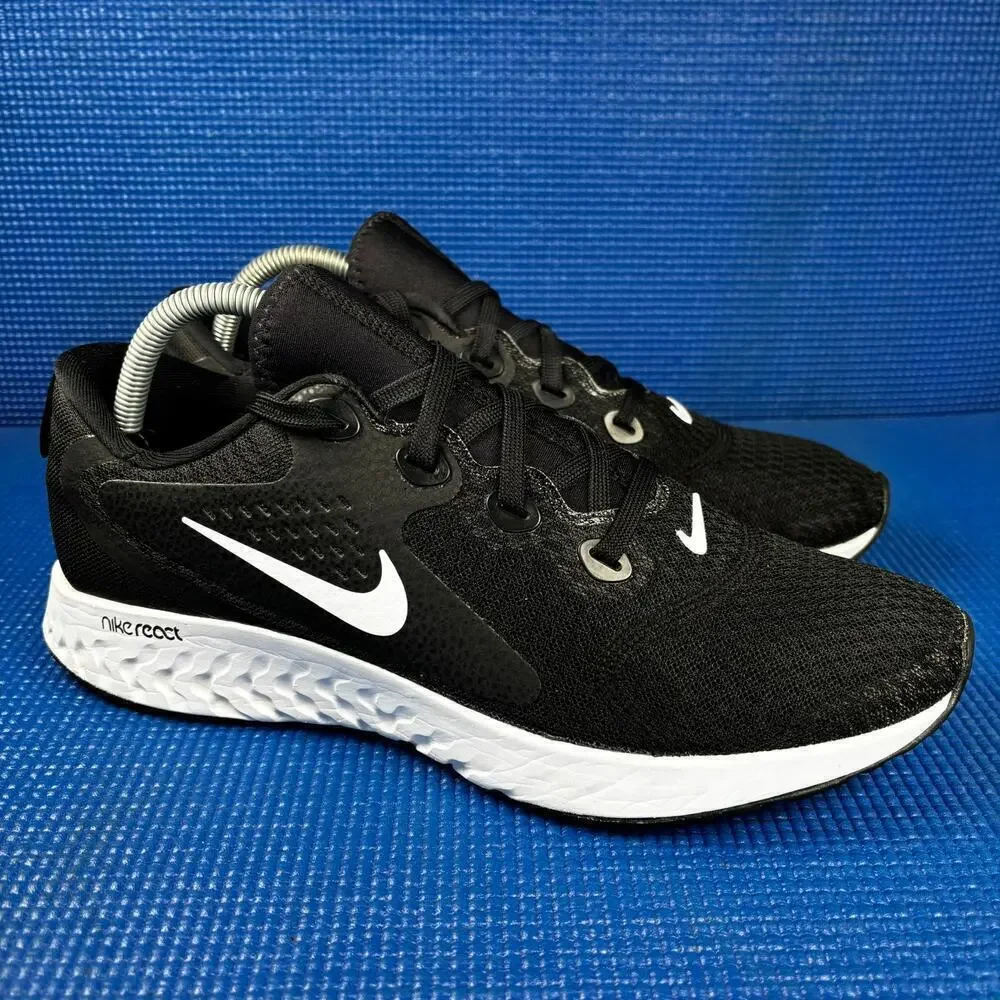 🔴 NIKE LEYEND REACT Women`s Size 11 Black White Running Shoes AA1626-001